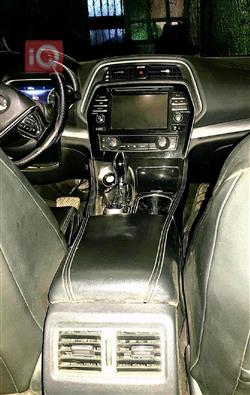 نيسان ماكسيما